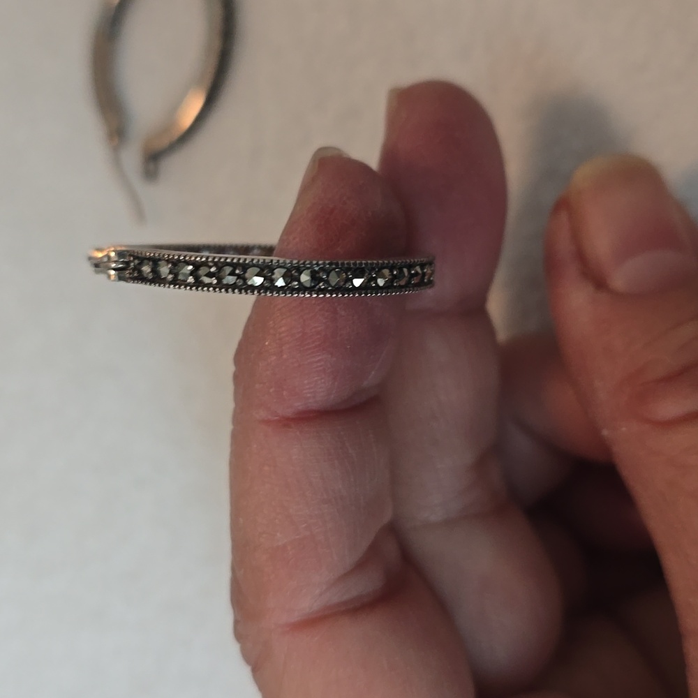 Sale! Elegant Sterling Silver Hoop Earrings - Picture 2 of 4